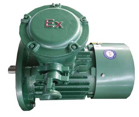 首次操作三相異步電動(dòng)機(jī)時(shí)應(yīng)注意什么？